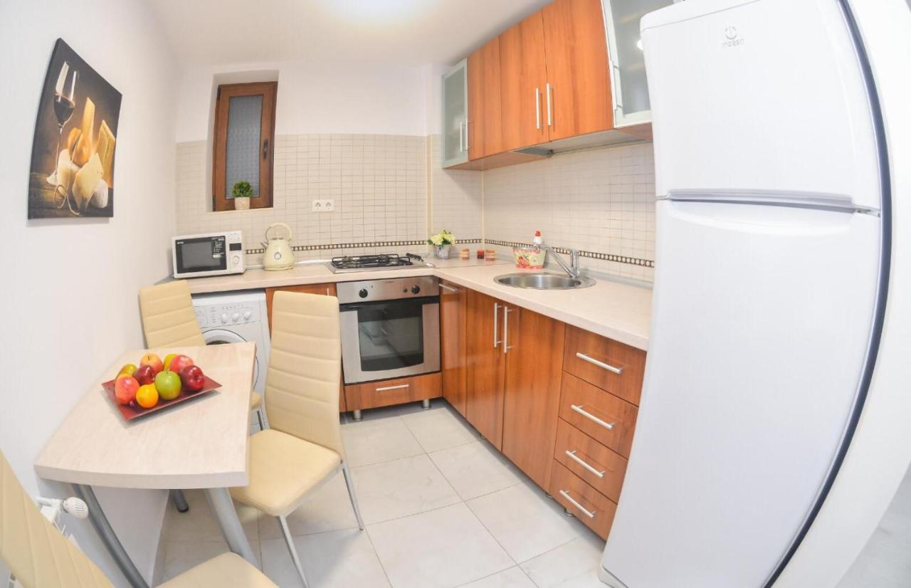 Spacious And Modern Apartment Close To Old City Bucureşti Ngoại thất bức ảnh