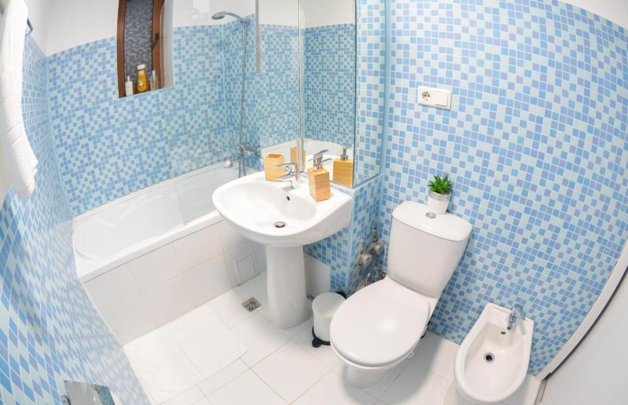 Spacious And Modern Apartment Close To Old City Bucureşti Ngoại thất bức ảnh